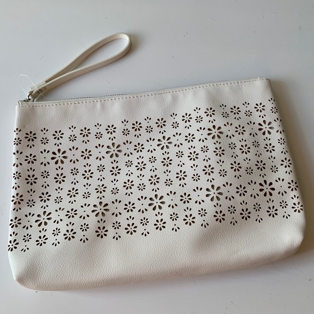 Old Navy wristlet